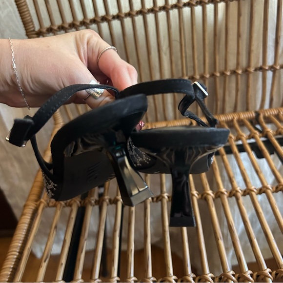 INC International Concepts Gemini 2 Kitten Heels Slingback Pump Black NEW Size 7 - Picture 6 of 9